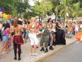 /album/galeria%20de%20fotos%3a%201%c2%aa%20parada%20gay%20da%20barra%20do%20chui/parada-gay-na-praca-brasil1-24-09-04-cor-jpg/